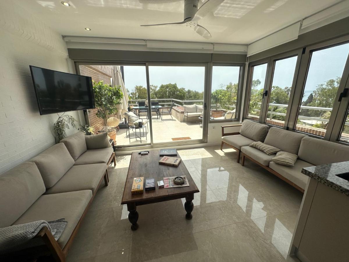 Penthouse Puerta De Pedregalejo Apartment Malaga Exterior photo